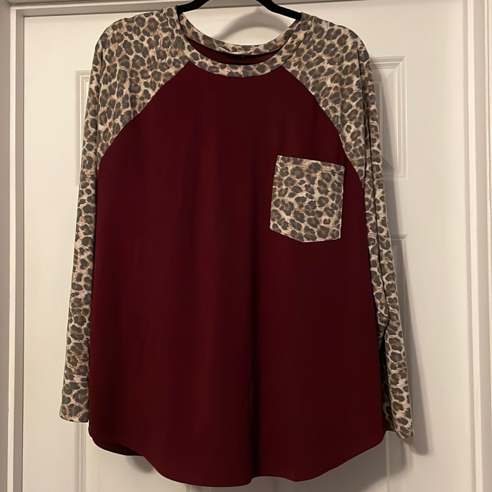 Zenana Leopard print and burgundy shirt